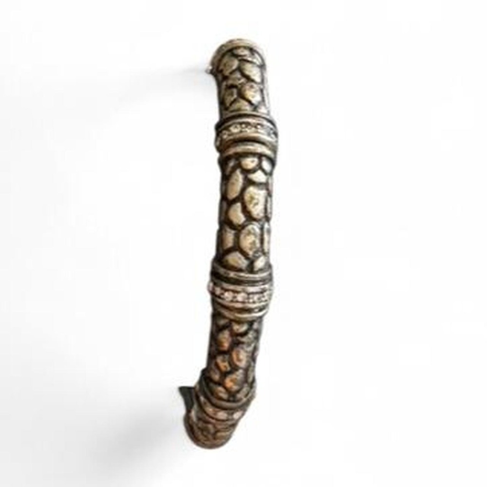 Vintage Lia Sophia "Wild Side" Textured Stretch Crystal Bracelet‎